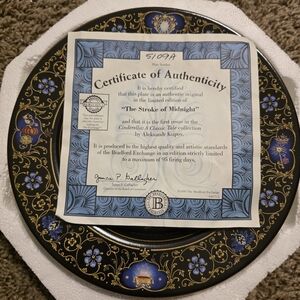 The Bradford Exchange Midnight Blue and Gold Plate